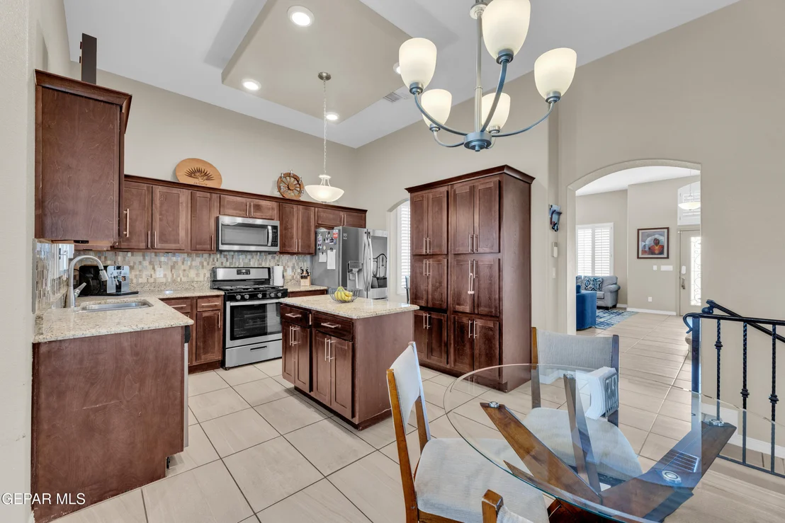 Photo of 6068 RIVET Place