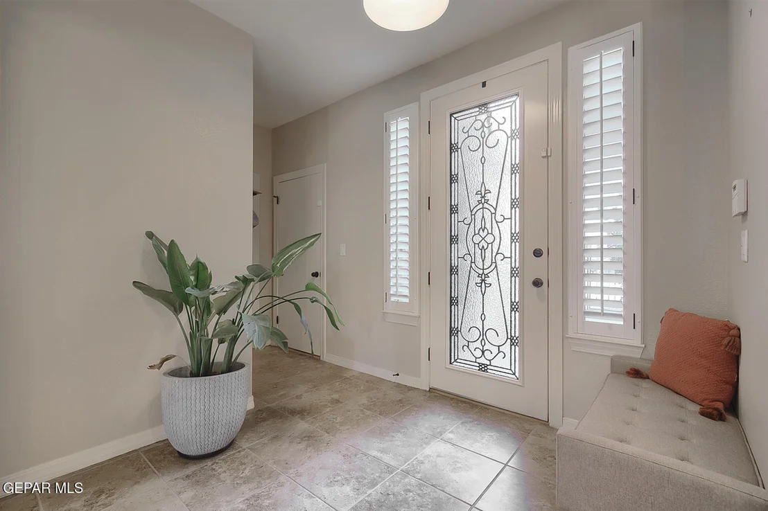 Photo of 5620 VALLEY MAPLE Drive