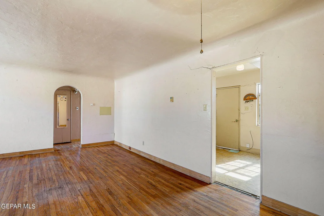 Photo of 8056 Carpenter Drive