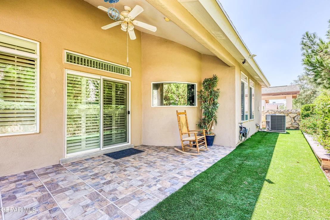 Photo of 7713 OAK LANDING Drive