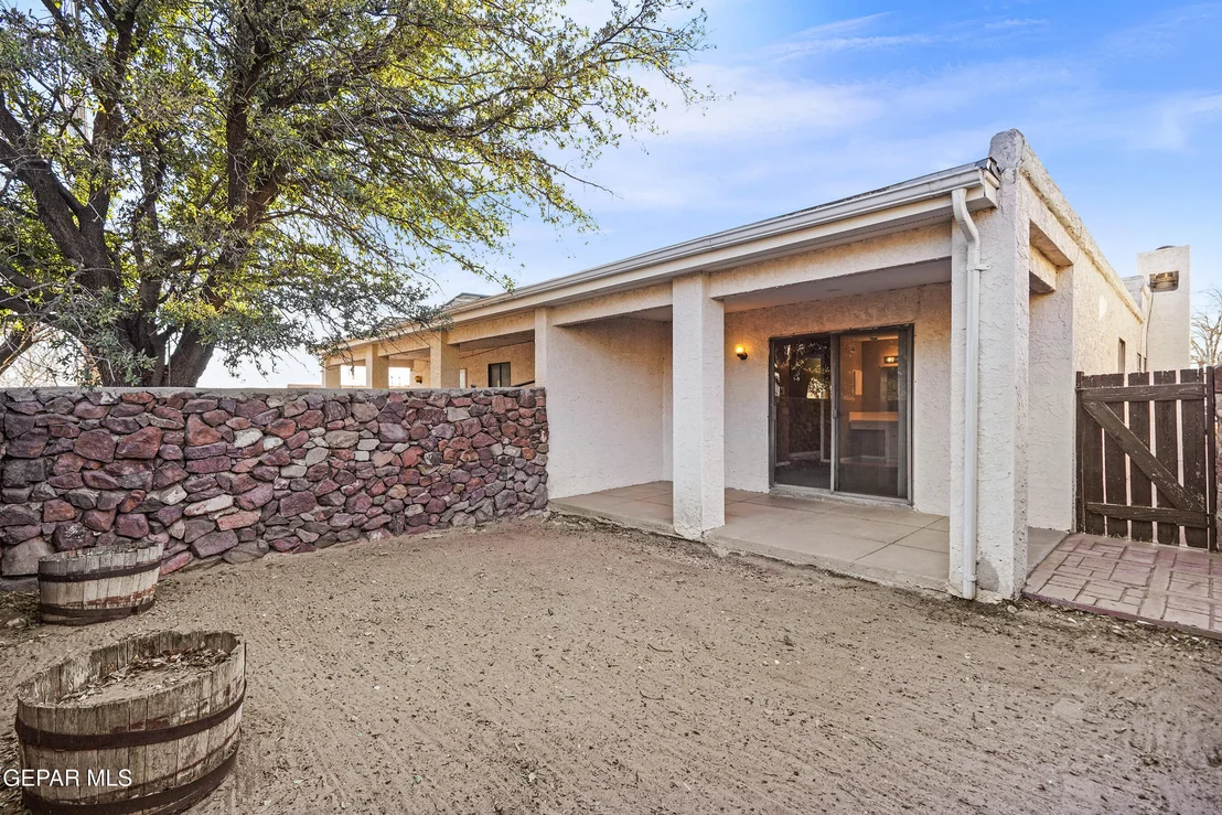 Photo of 334 Thunderbird Drive