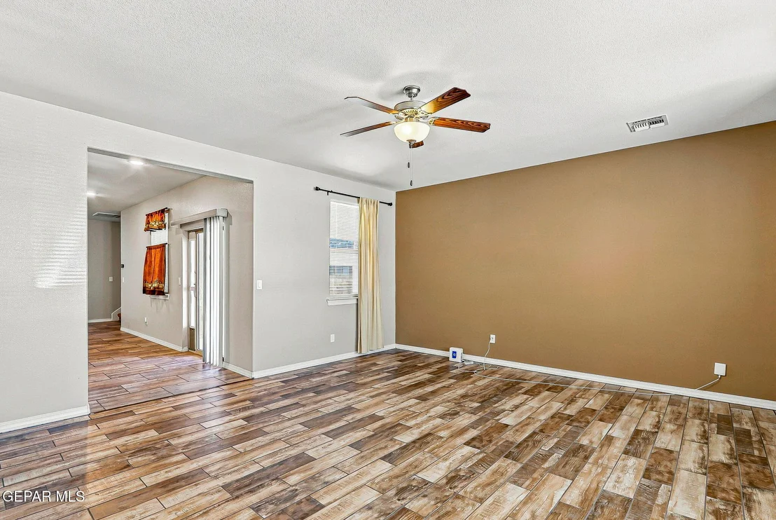 Photo of 2156 THOMAS LACKLAND Street