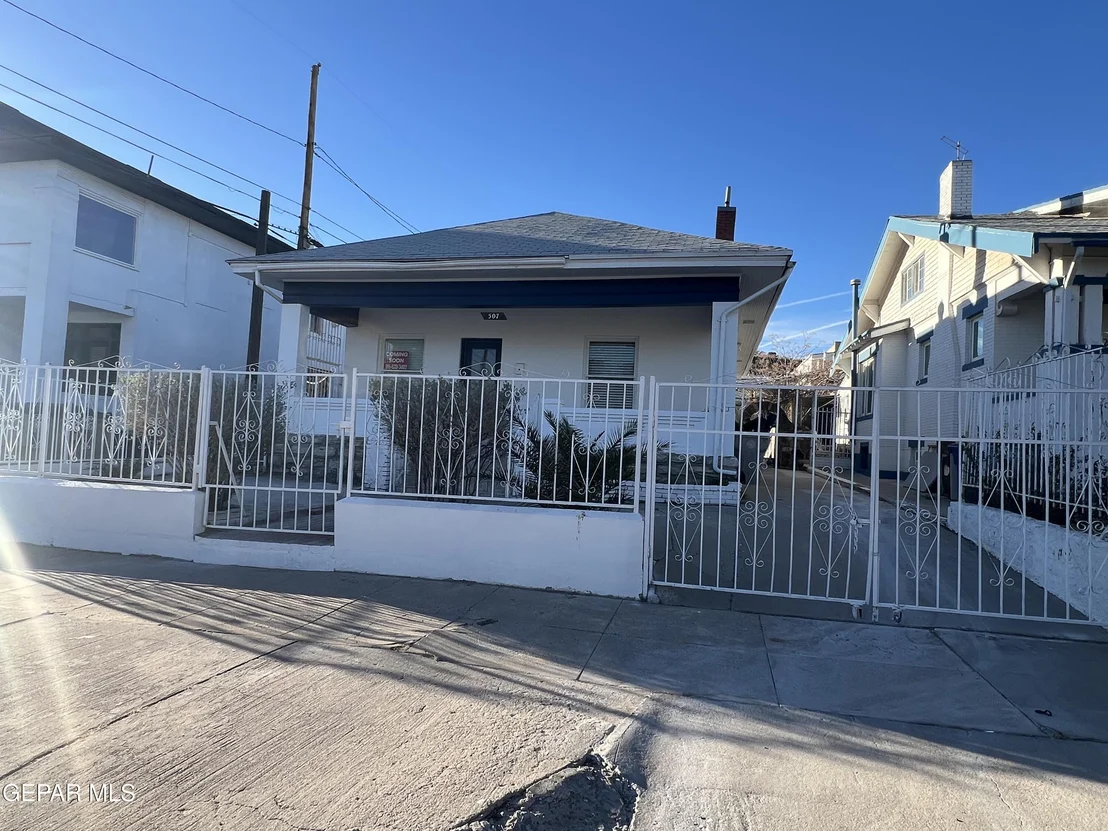Photo of 507 E CLIFF Drive