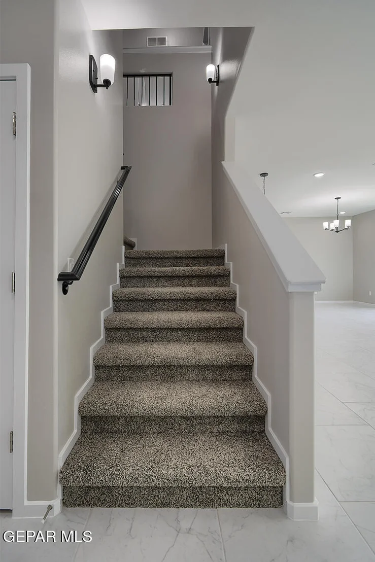 Photo of 15100 COMPOSITION Avenue