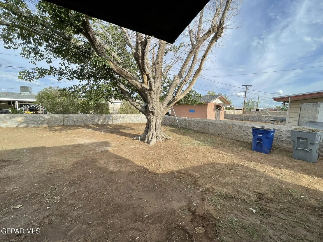 Photo of 8910 Strand Lane