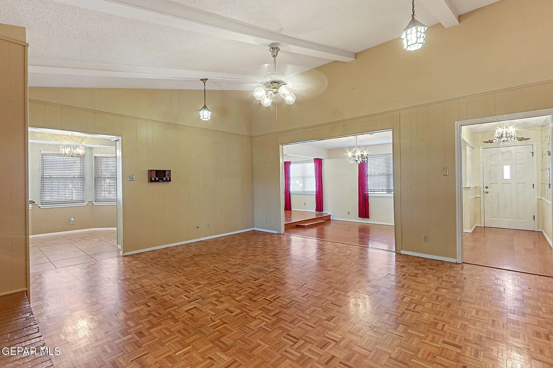 Photo of 9000 MCCABE Drive