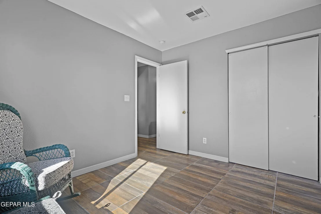 Photo of 693 DESERT SAGE Drive
