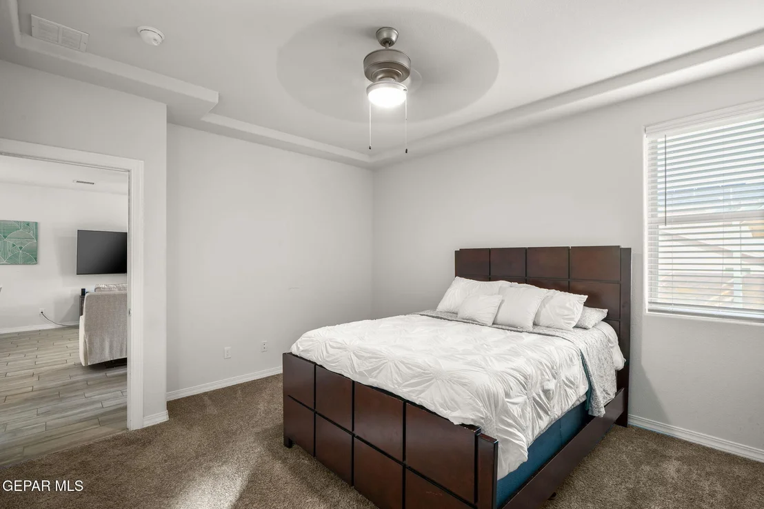 Photo of 5464 Stonehill Drive