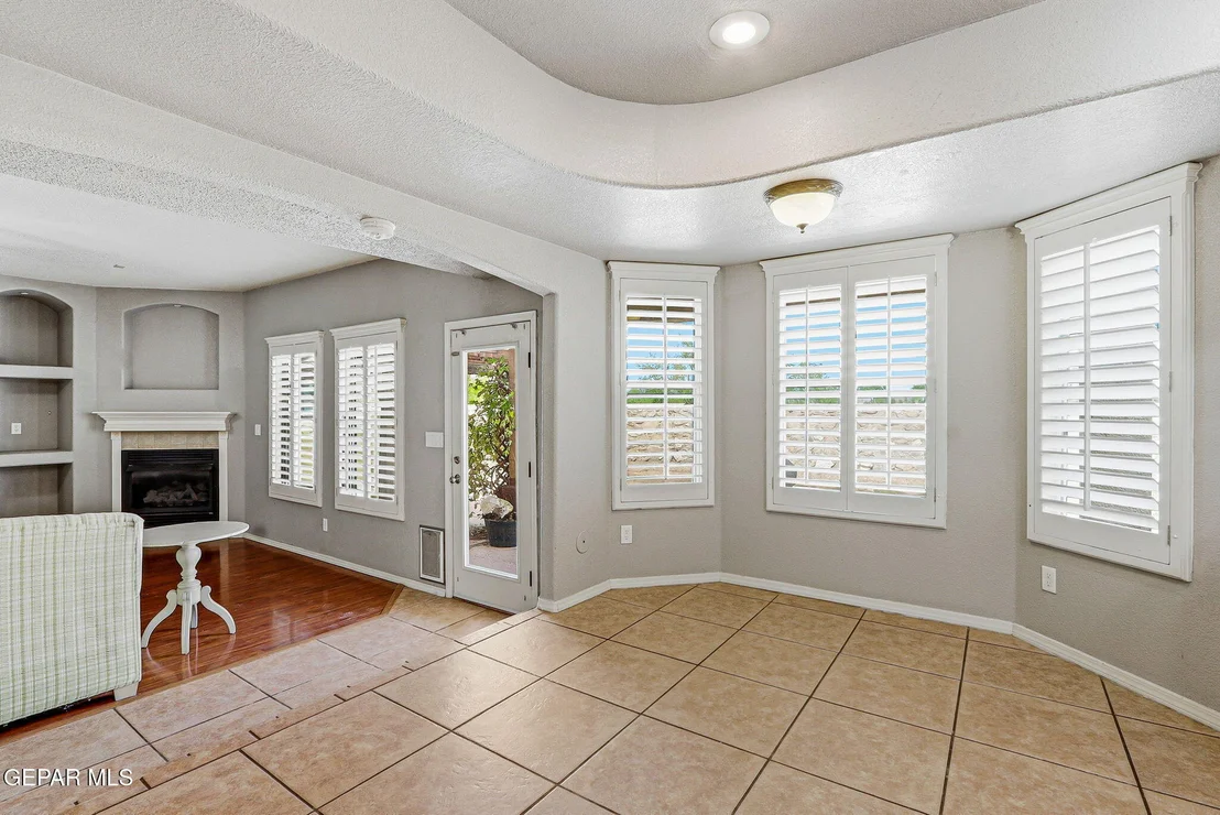 Photo of 3720 TIERRA AURORA Drive