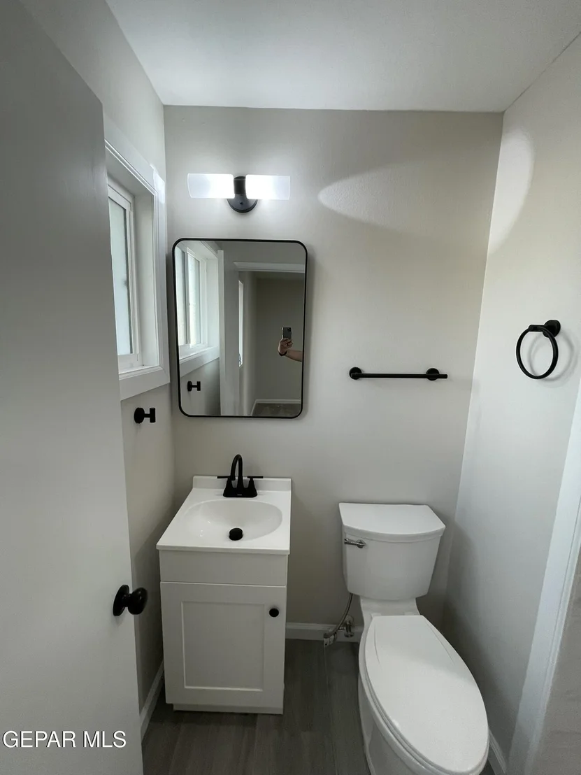 Photo of 8910 Strand Lane