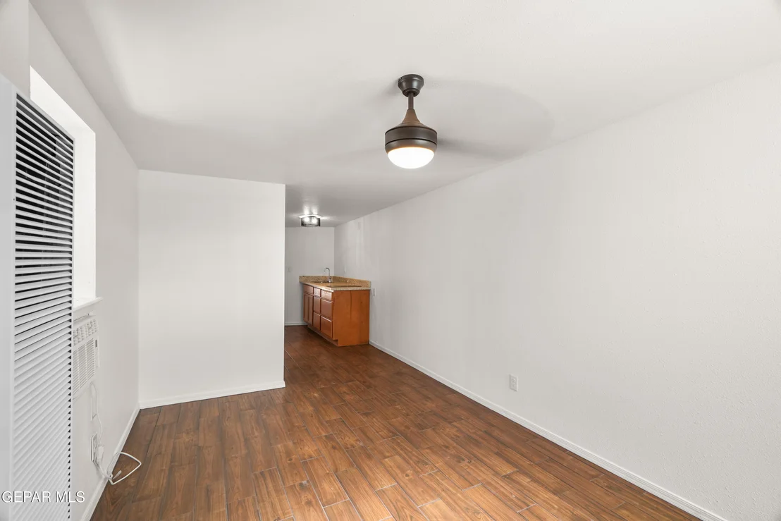 Photo of 1019 KELLY Way