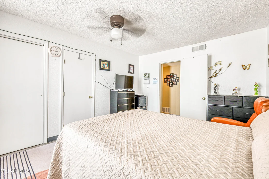 Photo of 11581 Valle Verde Road