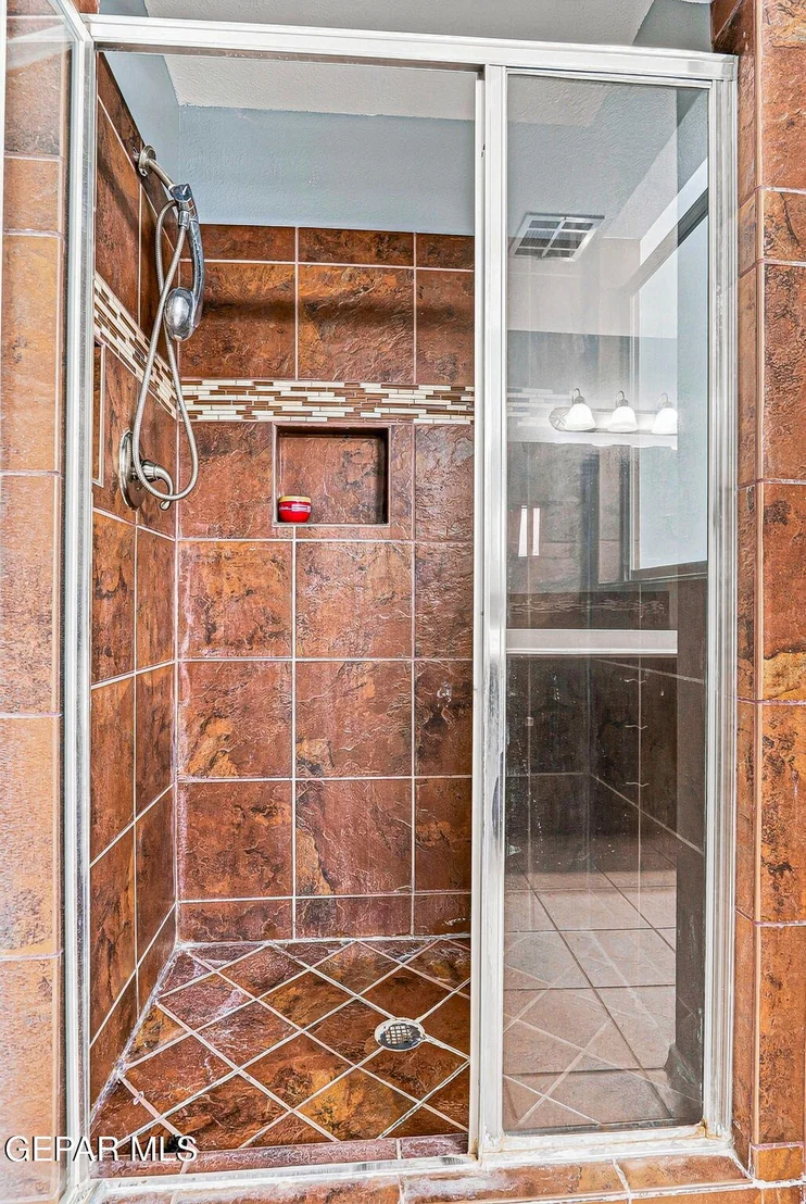 Photo of 6429 FRANKLIN RIDGE Drive
