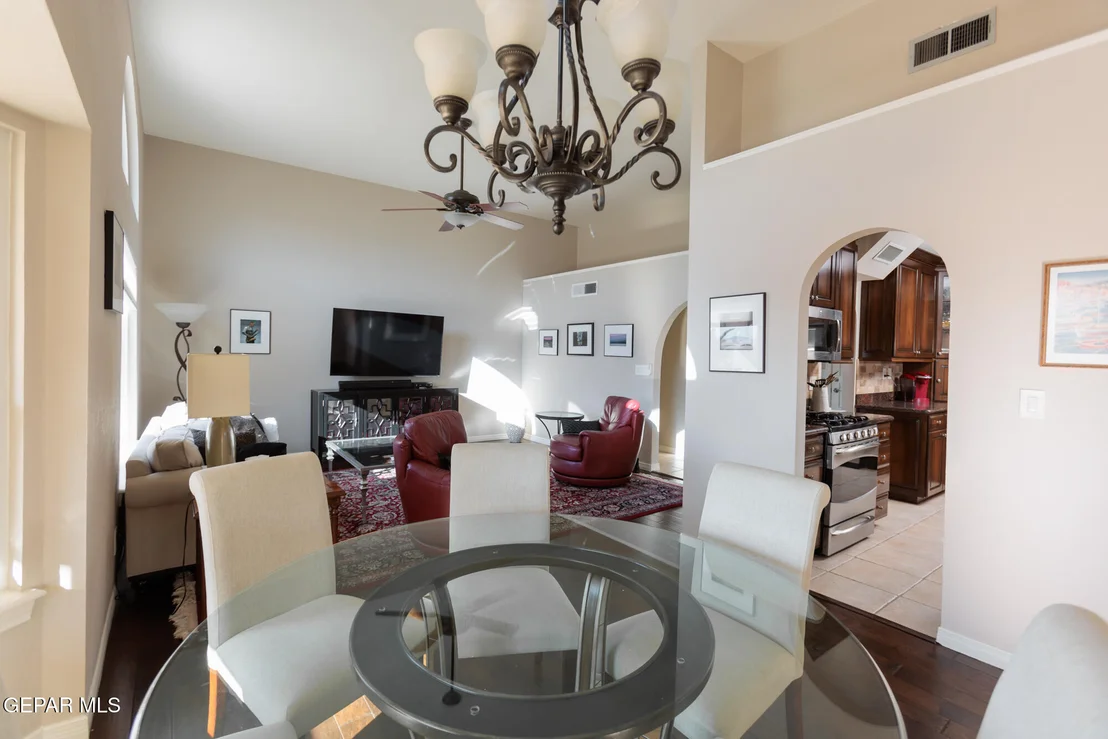 Photo of 7216 SAN MARINO Drive