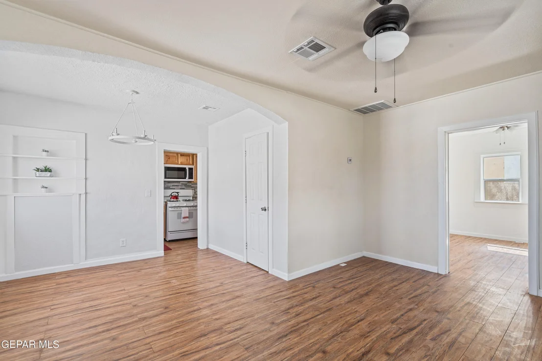 Photo of 3328 Mountain Avenue