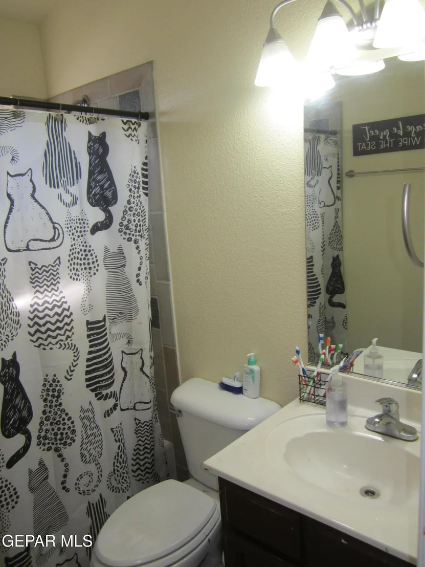 Photo of 7605 Dianjou Drive