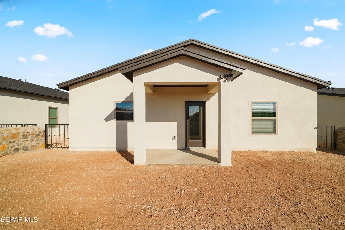 Photo of 13833 Summer Wave Avenue