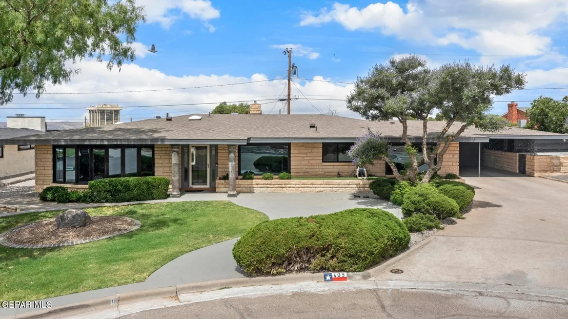Photo of 409 SPRINGHILL Circle