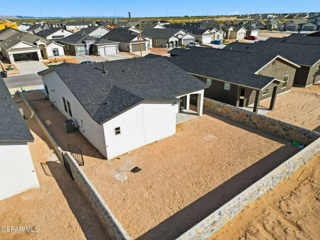 Photo of 13825 Summer Wave Avenue