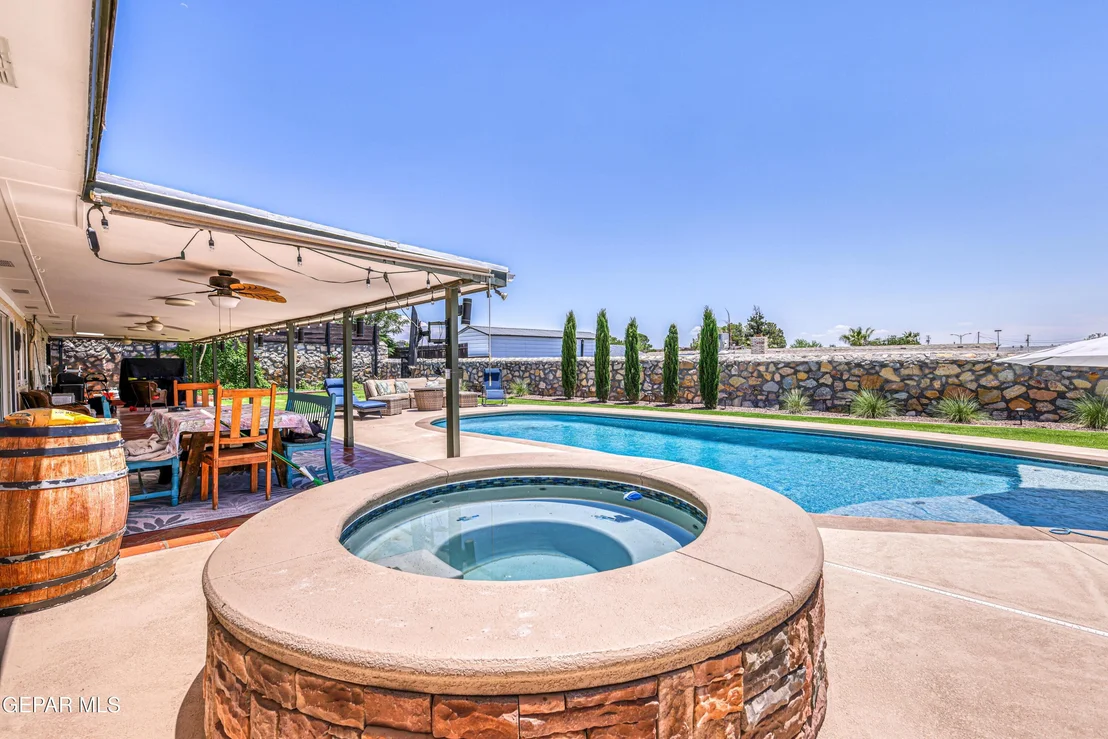 Photo of 10528 Ashridge Drive