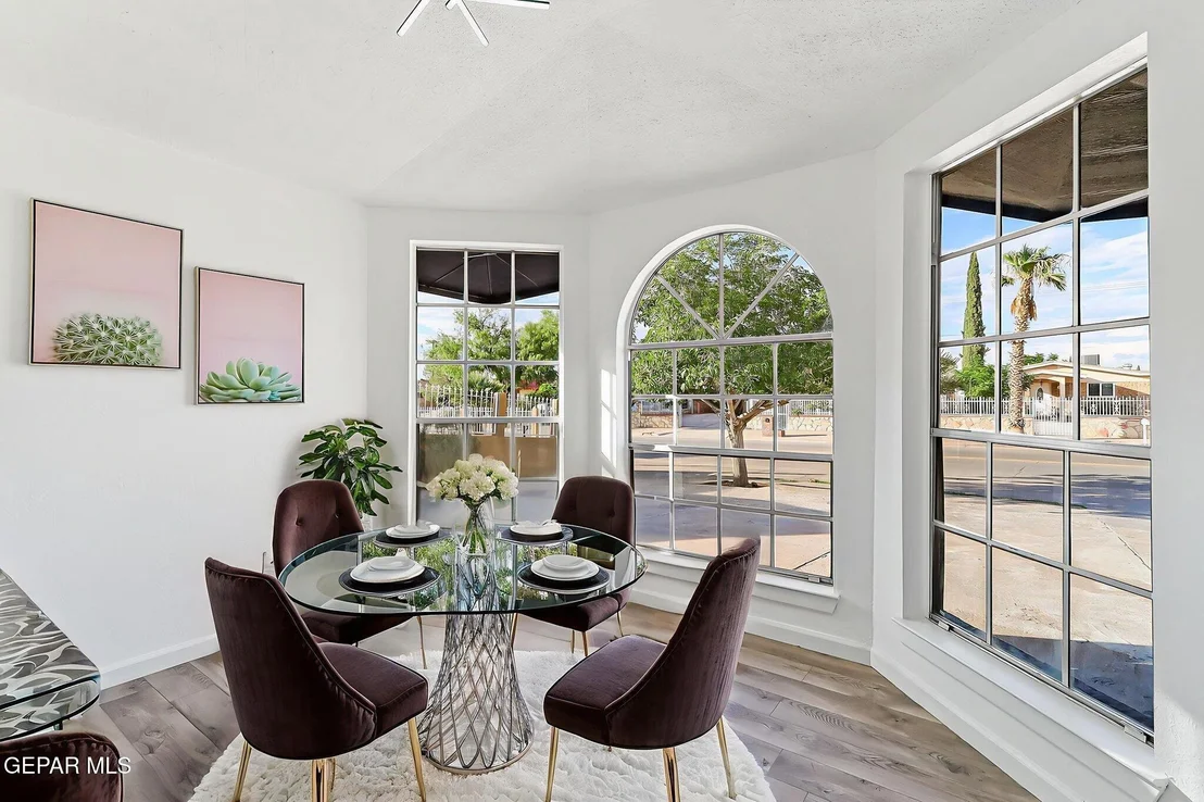 Photo of 8433 INDEPENDENCE Drive