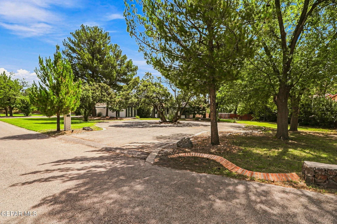 Photo of 5100 YUCCA Place