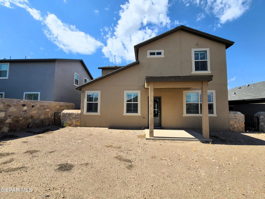 Photo of 7421 EAGLE VISTA Drive