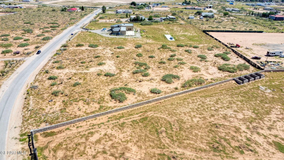 Photo of 14102 Bradley Road