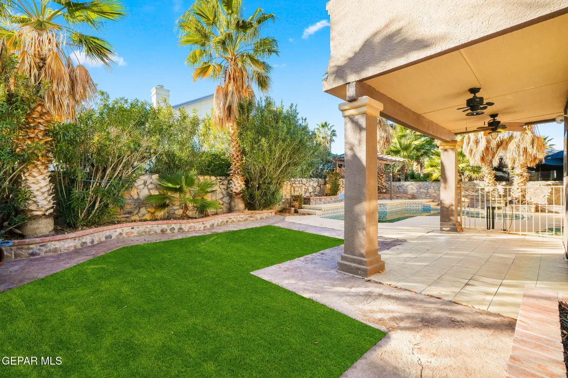 Photo of 2013 SHADOW RIDGE Drive