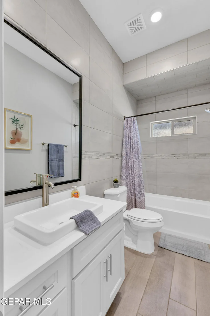Photo of 858 AIRSHIP Place
