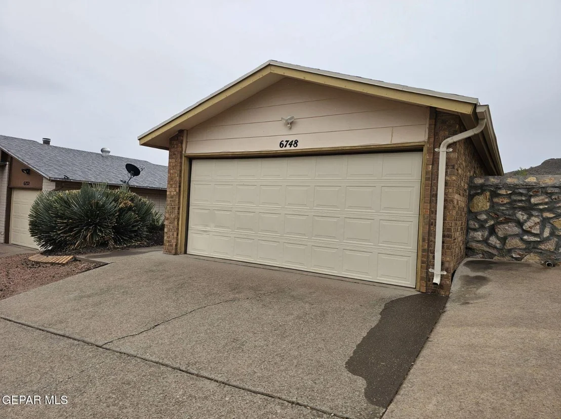 Photo of 6748 Ridge Top Drive