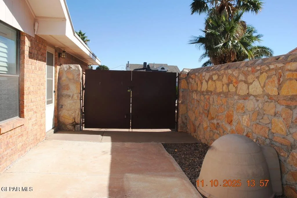 Photo of 5851 Devontry Drive