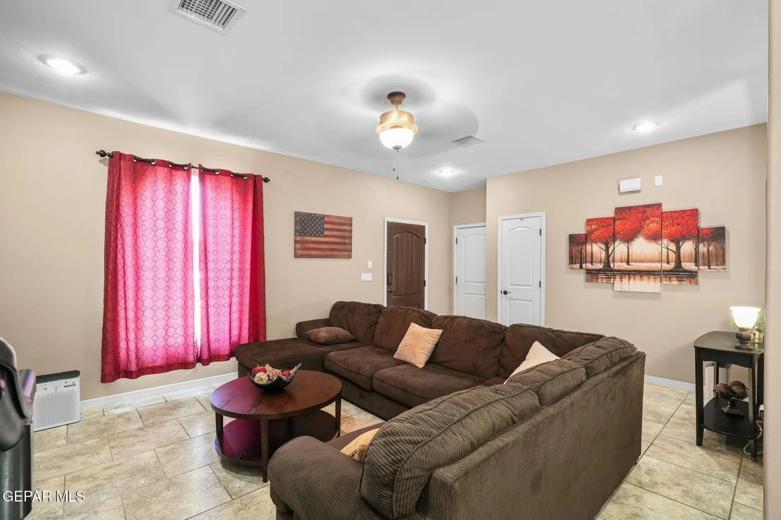 Photo of 1091 Chris Forbes Circle
