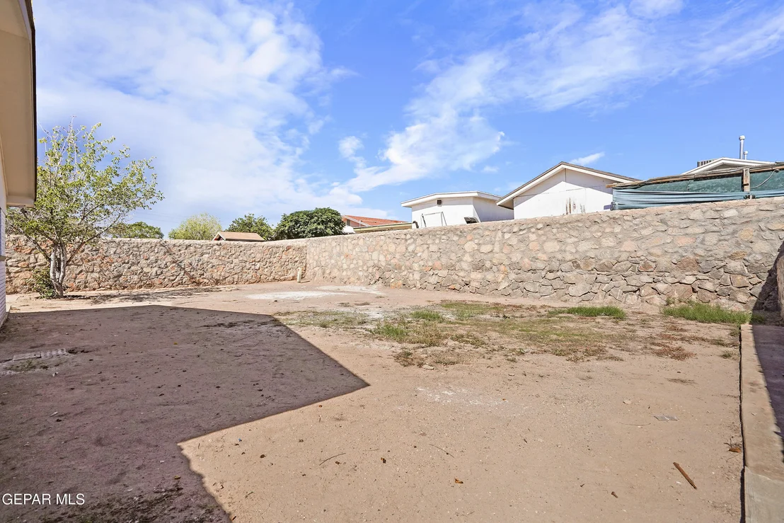 Photo of 207 CARIBE Circle