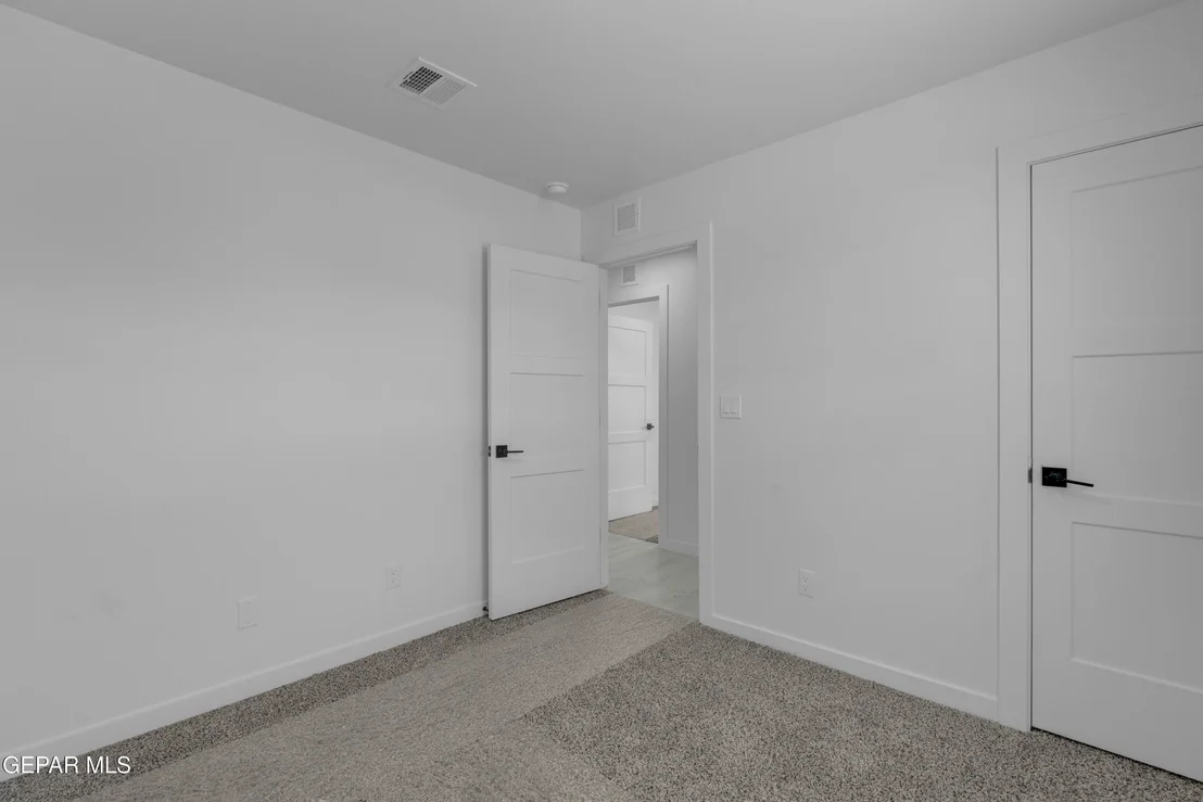 Photo of 3816 Perspective Street