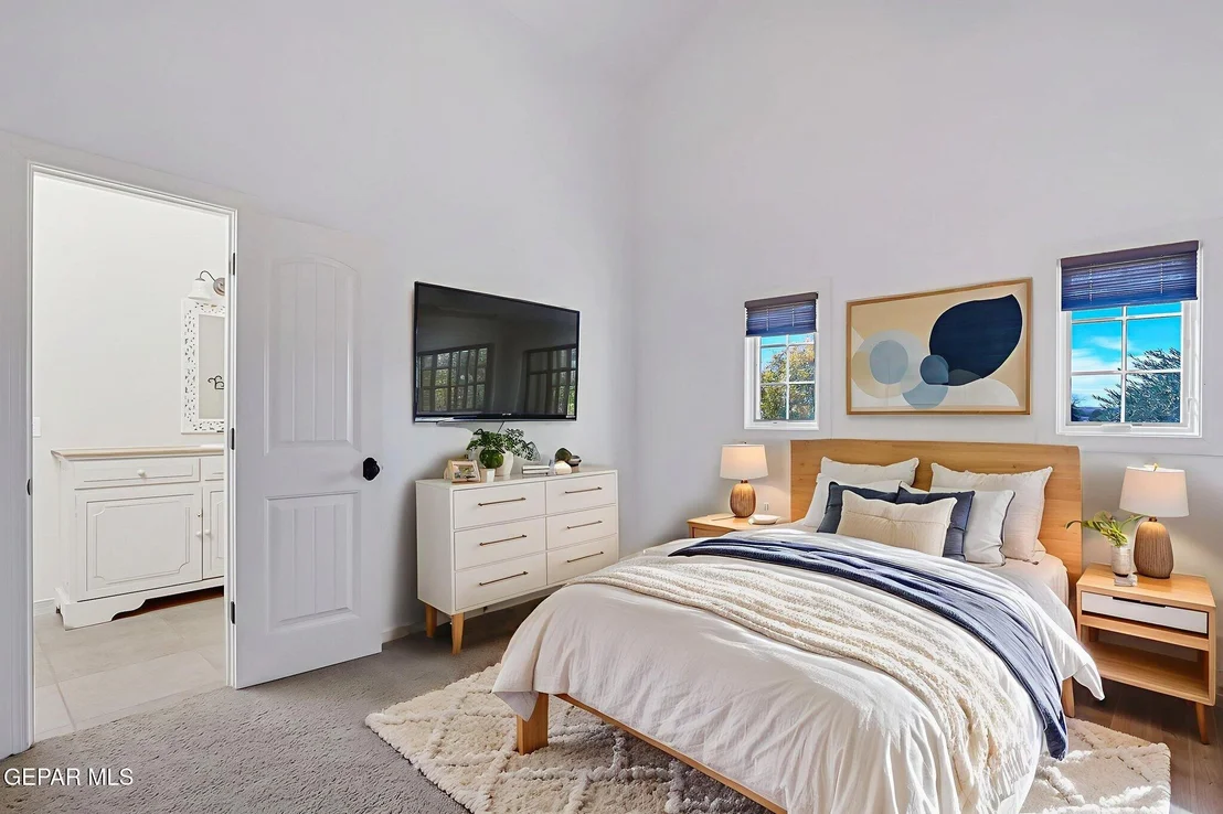 Photo of 5540 Westside Drive
