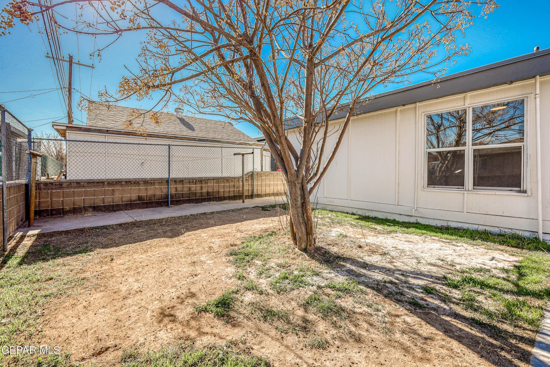 Photo of 424 Indian Place