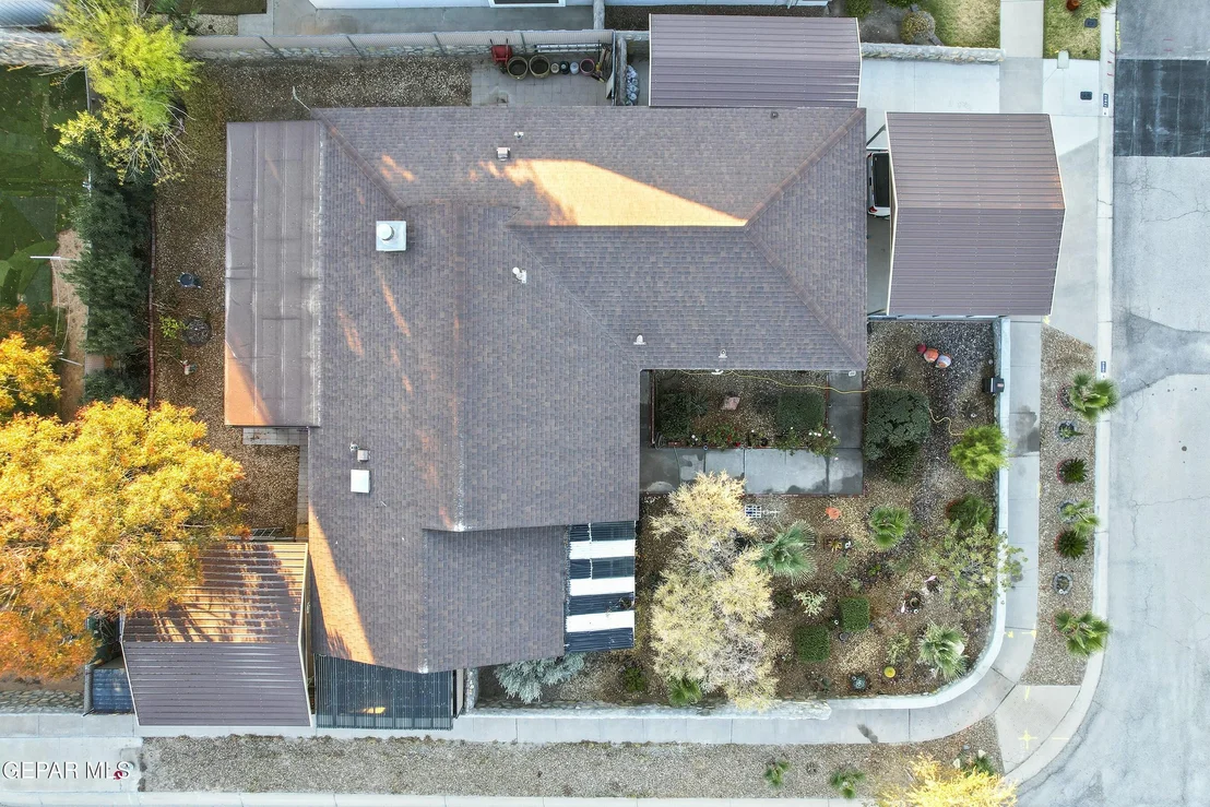 Photo of 13812 DESERT HIGHLANDS Lane