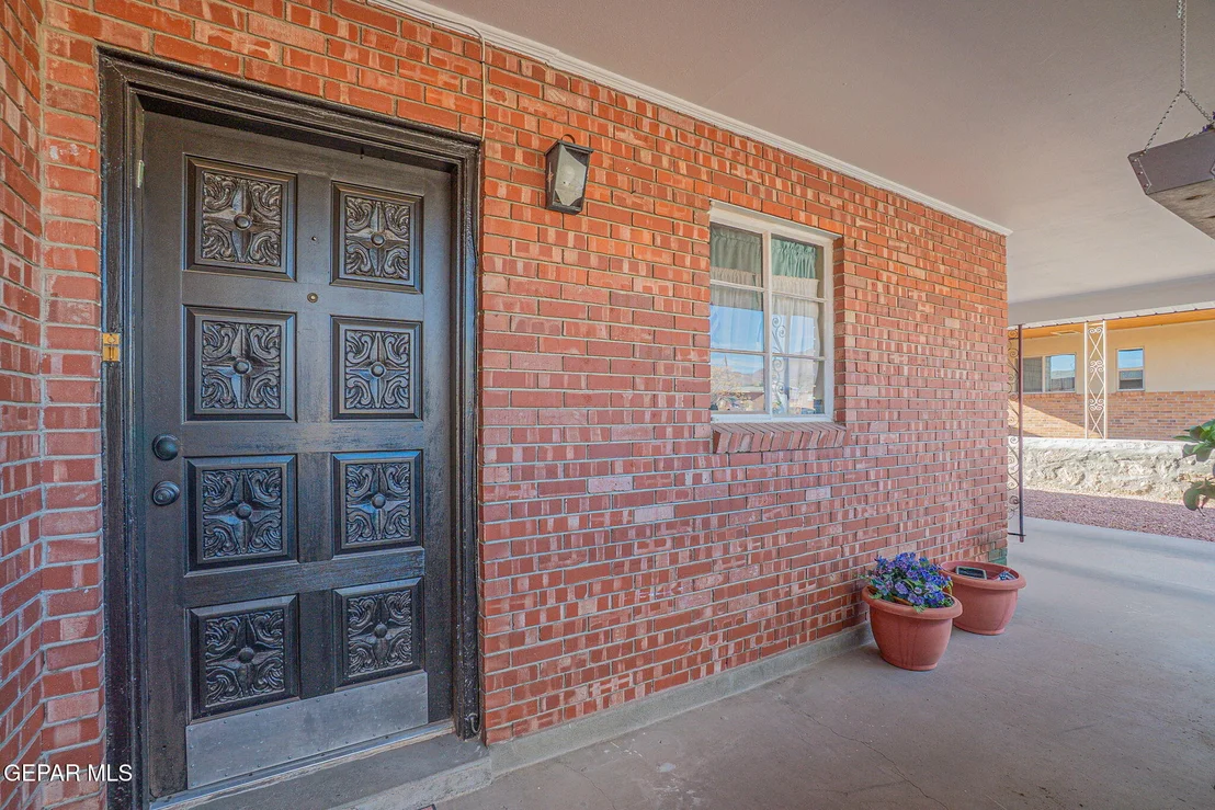 Photo of 6049 ISABELLA Drive