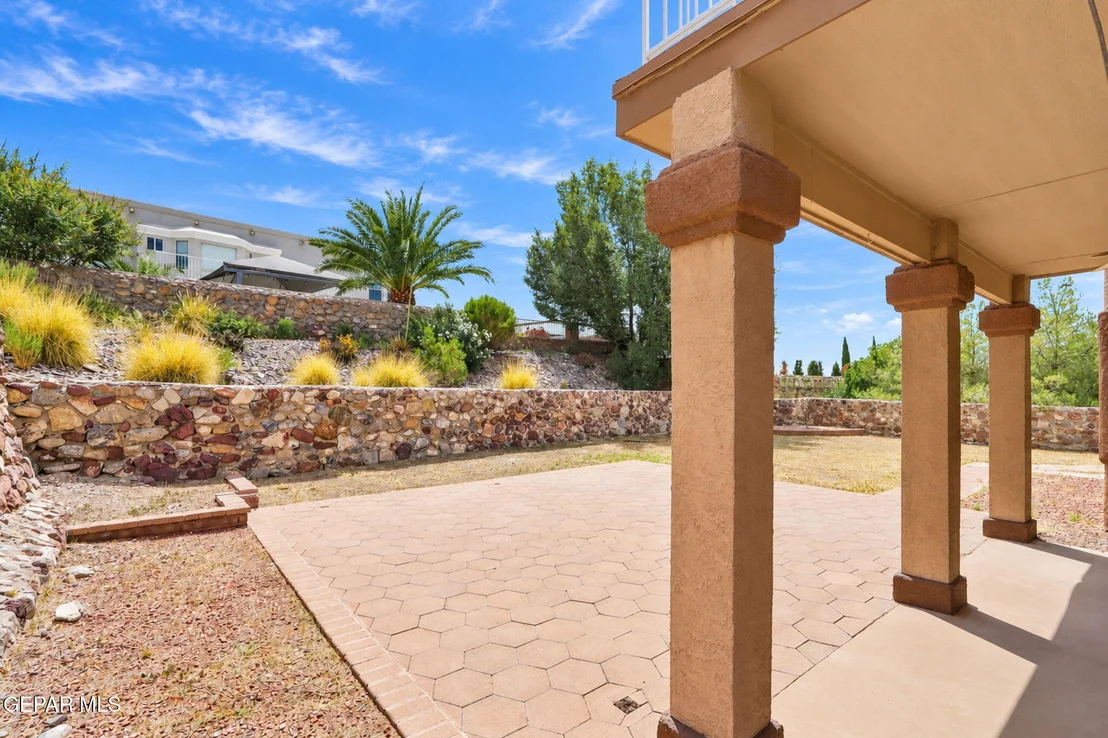 Photo of 6076 LOS SIGLOS Drive