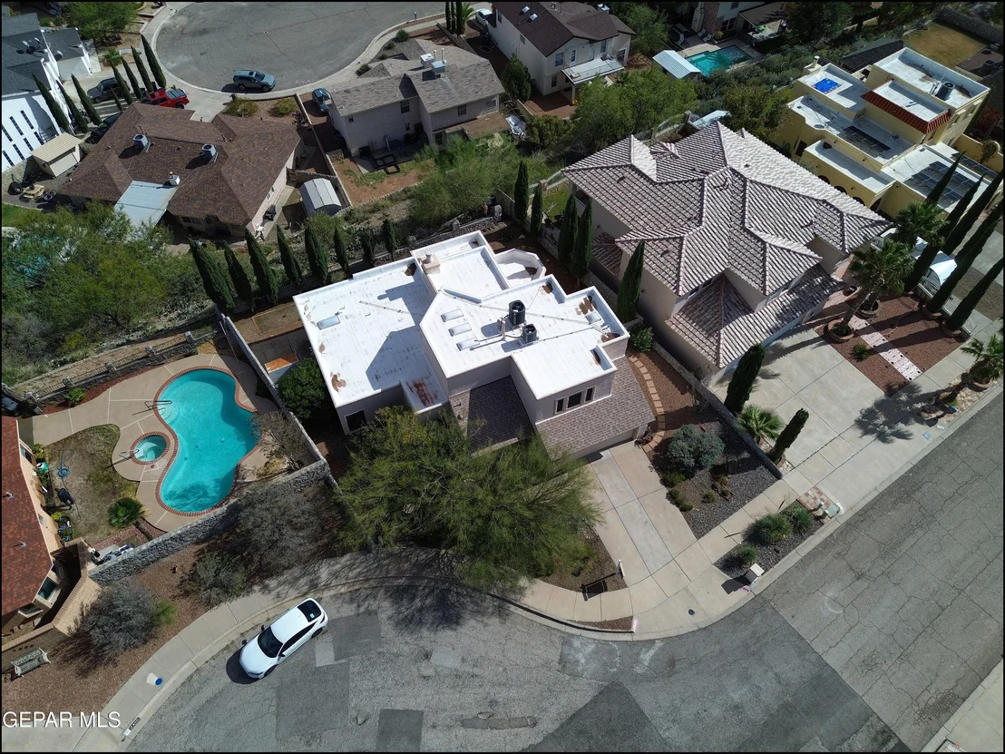 Photo of 7516 BIG BEND Drive