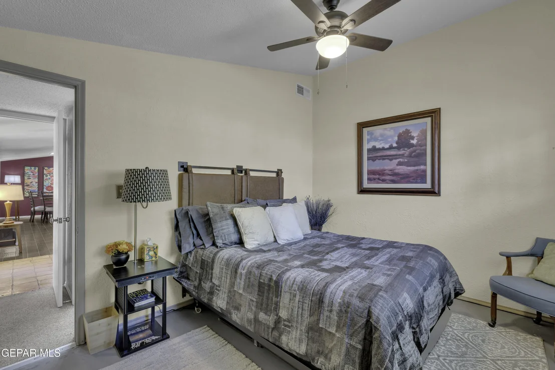 Photo of 801 MONTCLAIR Drive