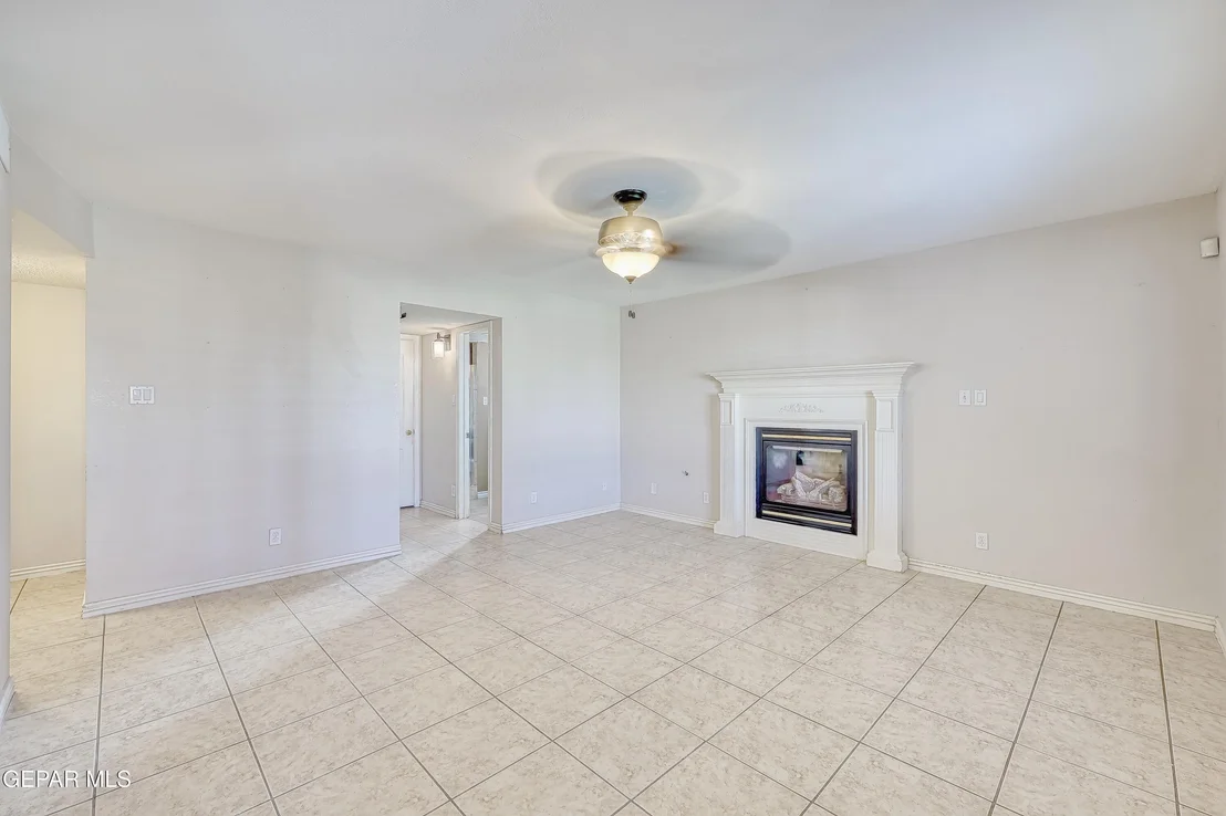 Photo of 409 EMERALD BLUFF Drive
