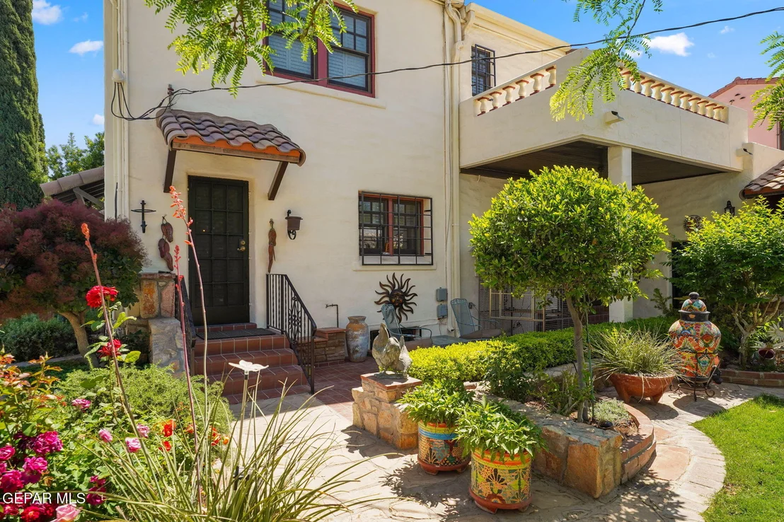 Photo of 3009 SILVER Avenue