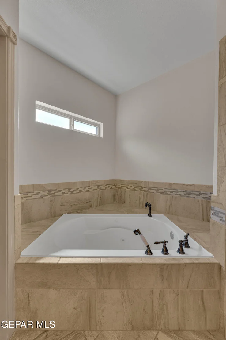 Photo of 7812 ENCHANTED VIEW Drive