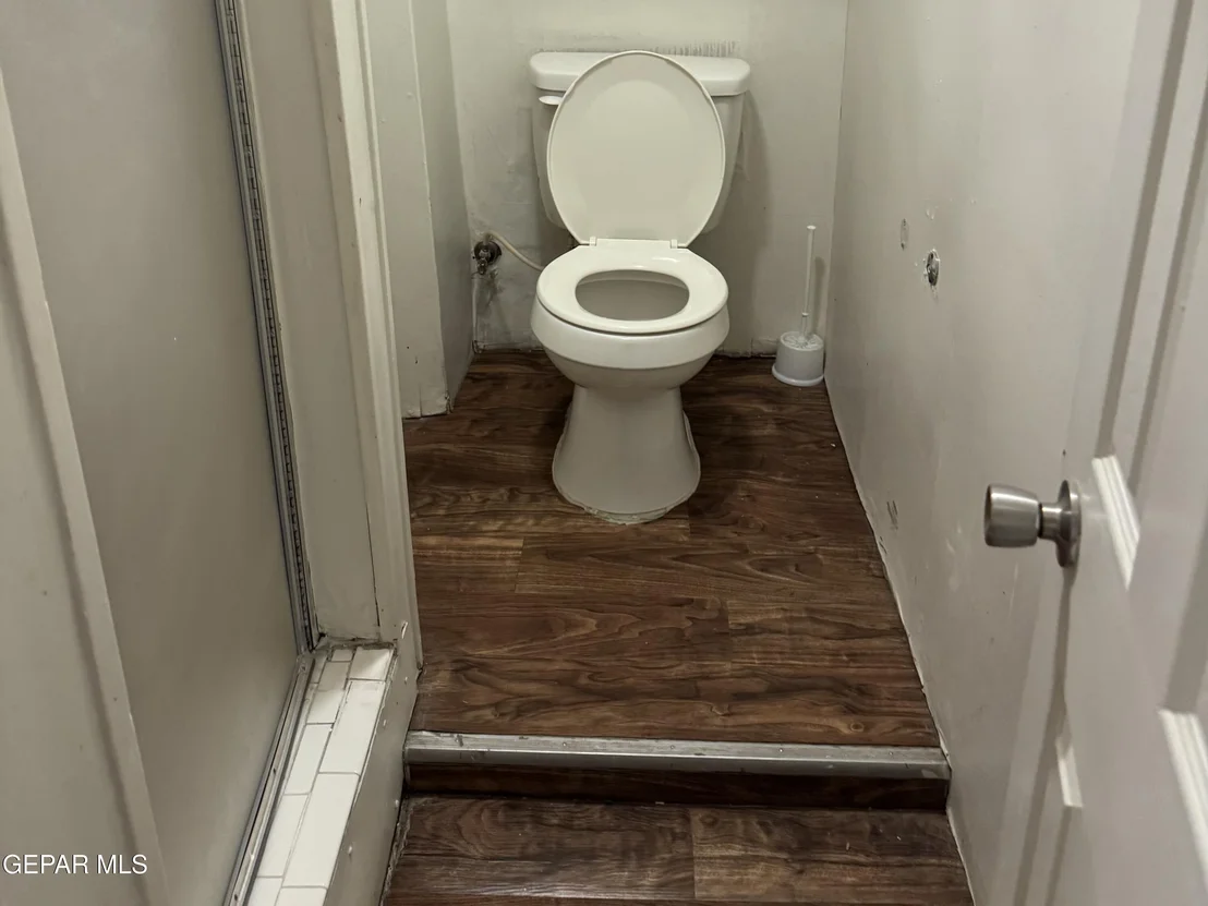 Photo of 521 RANDOLPH Drive