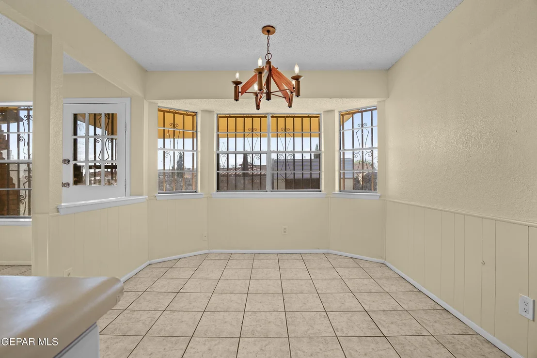Photo of 4968 GRAPELAND Drive