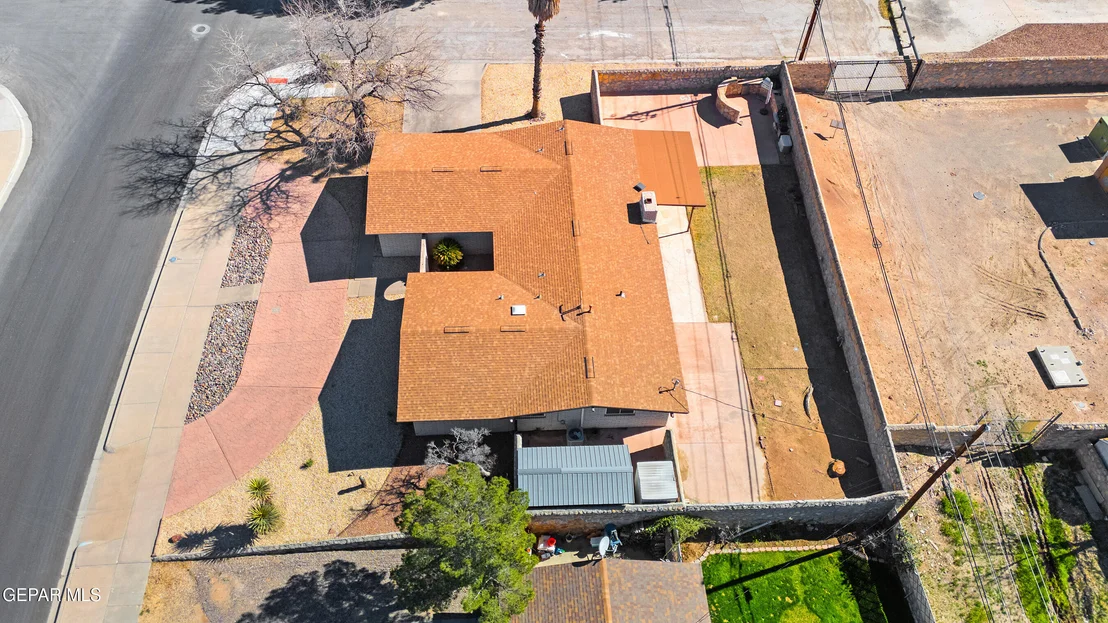 Photo of 700 DE LEON Drive