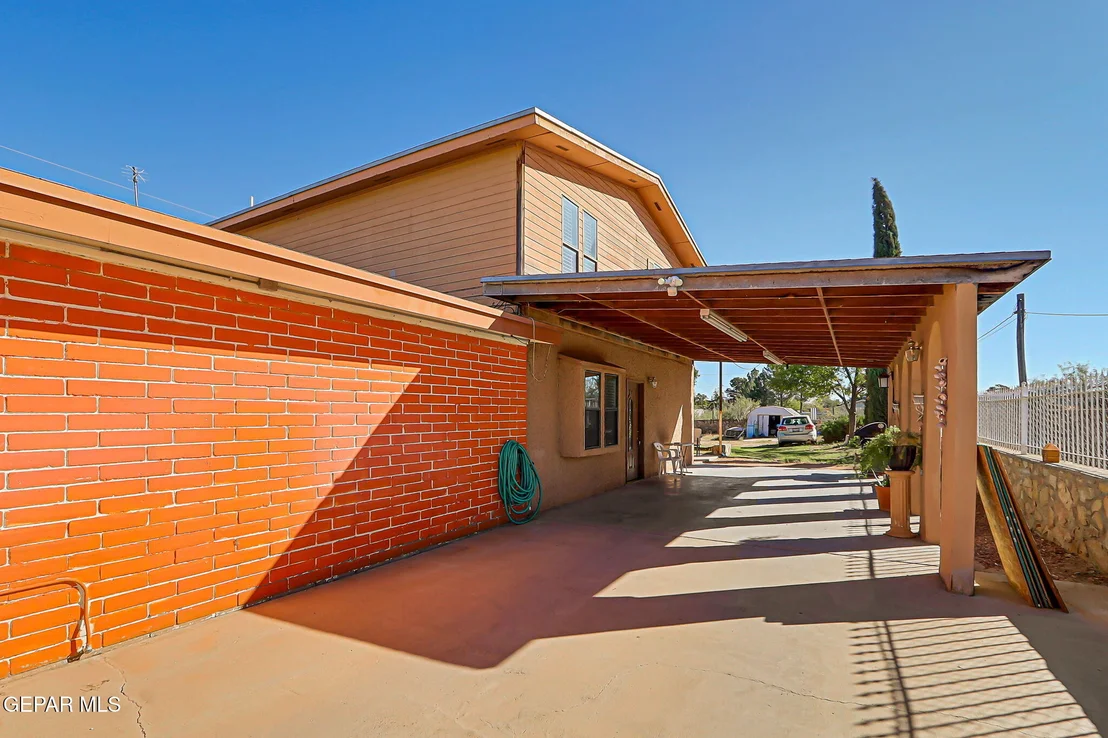 Photo of 15972 N Horizon Boulevard