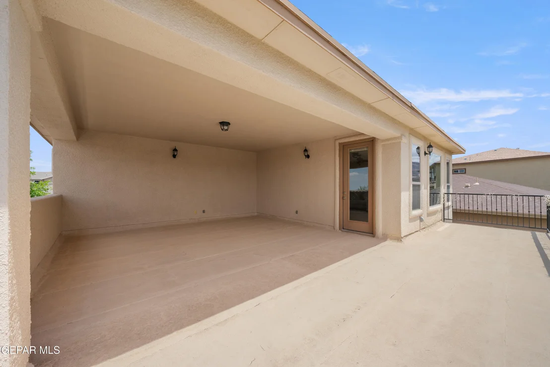 Photo of 7250 LONGSPUR Drive